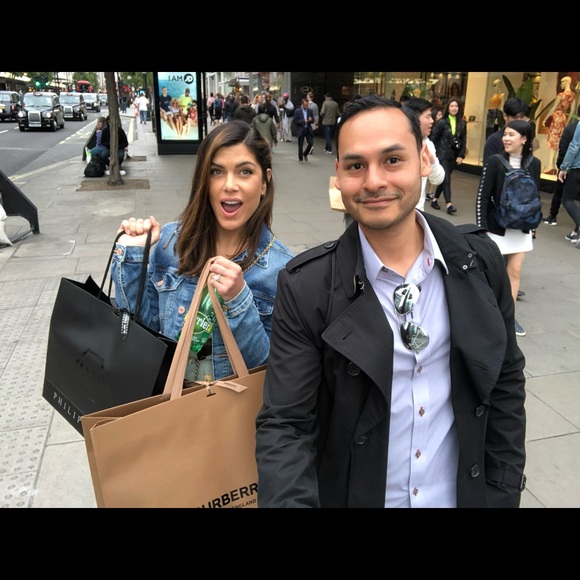 💫 Welcome to my closet 💫 - Picture 2 of 6